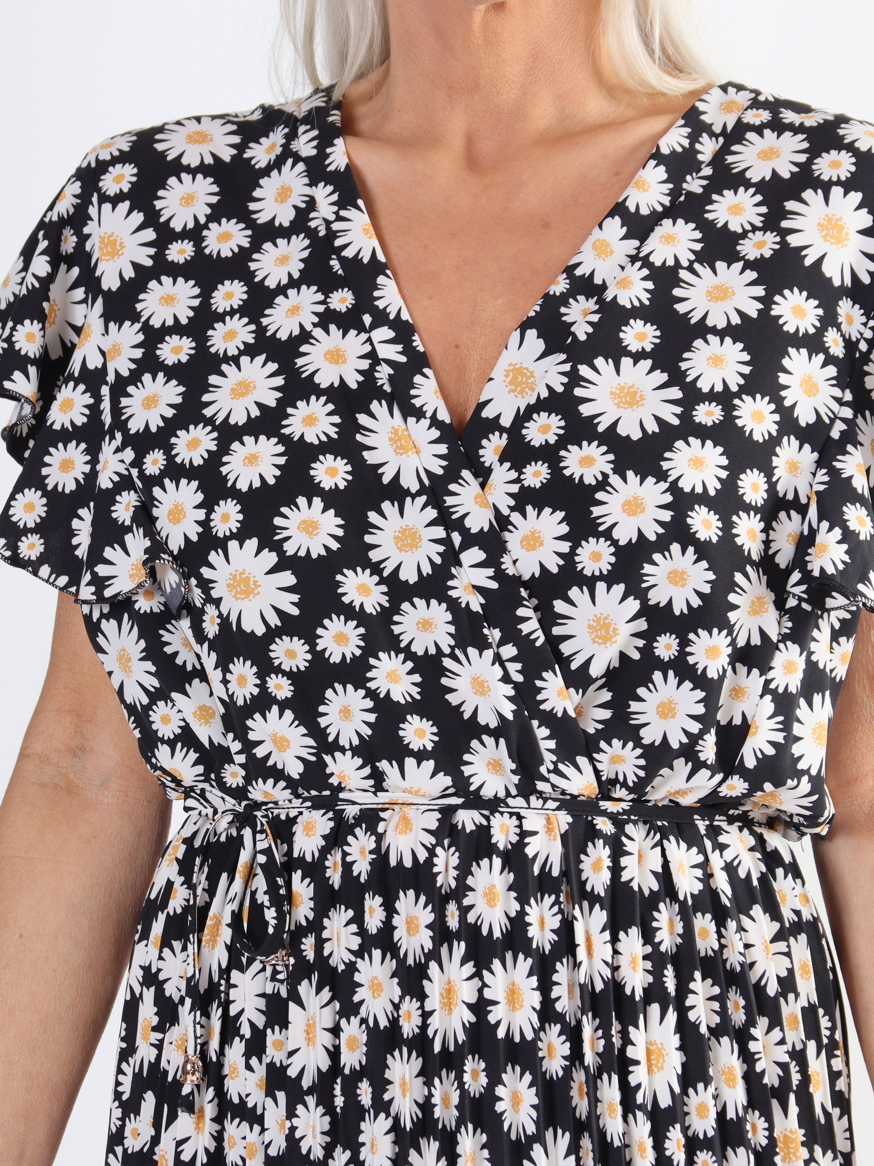 Callidora Flower - Klänning i plusstorlek med veck och volanger